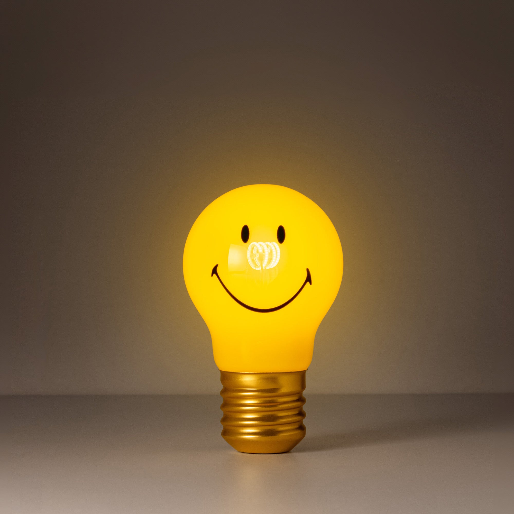 SMILEY CORDLESS LIGHTBULB