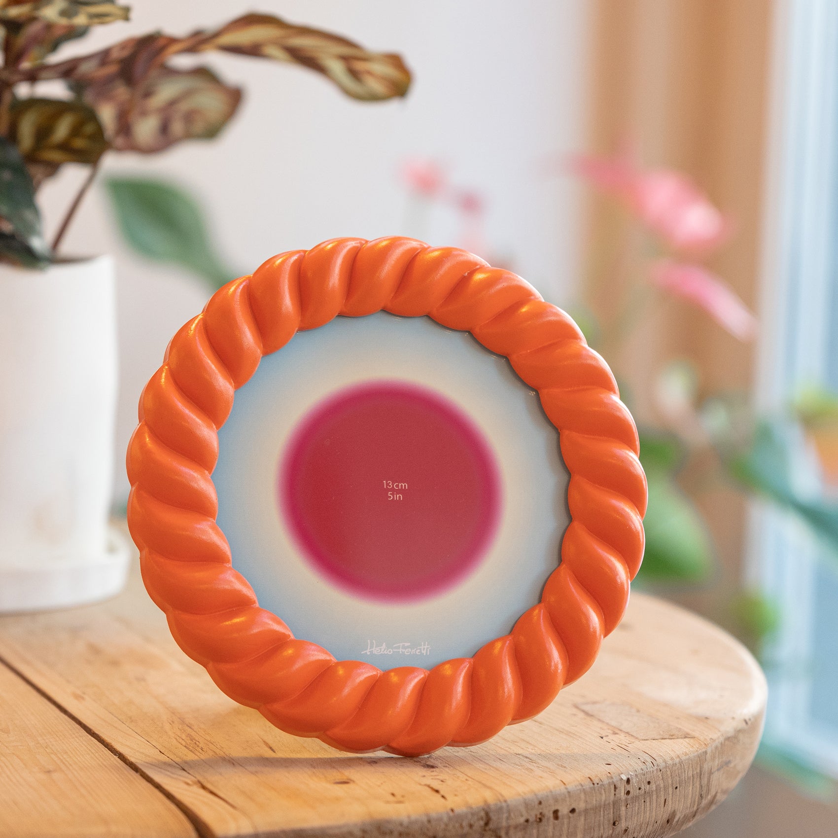Kornize fotosh "ORANGE SHELL"
