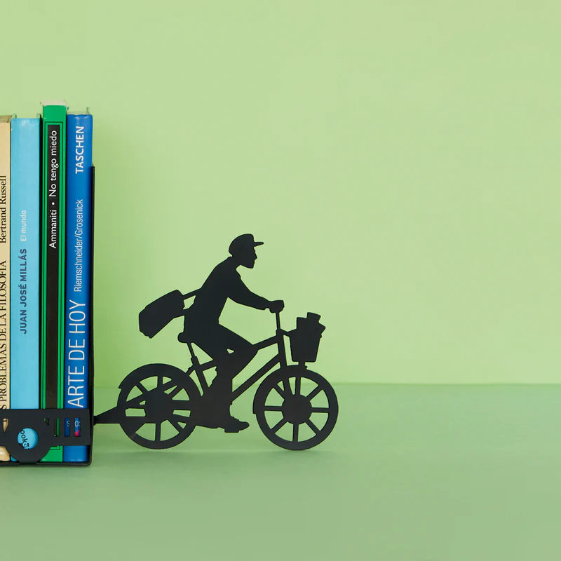 Ndarese librash Postman