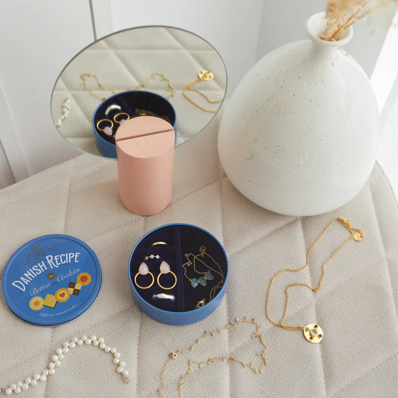 Mbajtese bizhush Danish Cookies