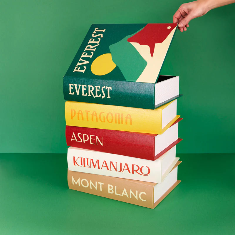 Tavoline me Sirtar Mountains Book