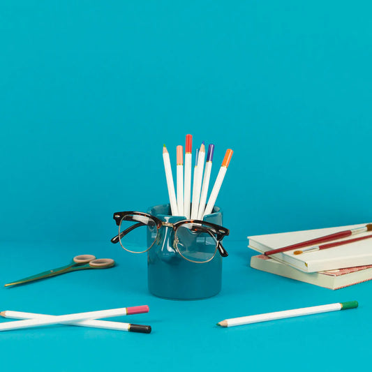 Mbajtese lapsash edhe syzesh Buddy Blue