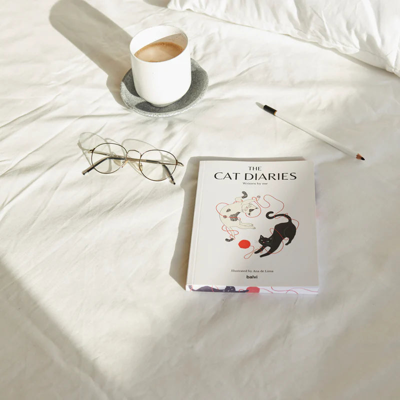 Bllok shenimesh Cat Diaries