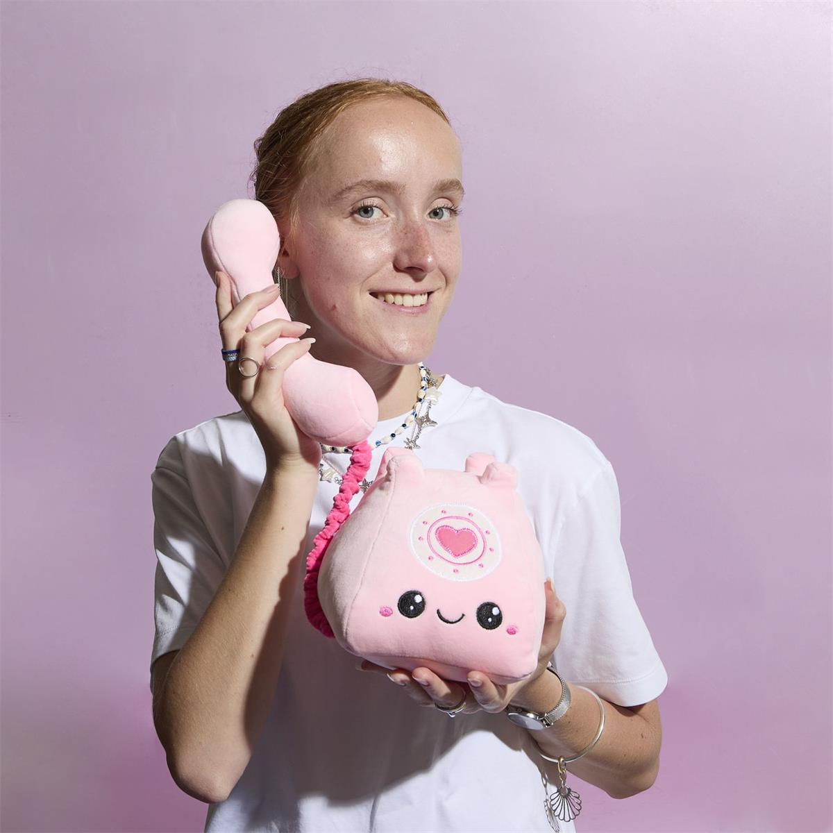 Pellush si telefon
