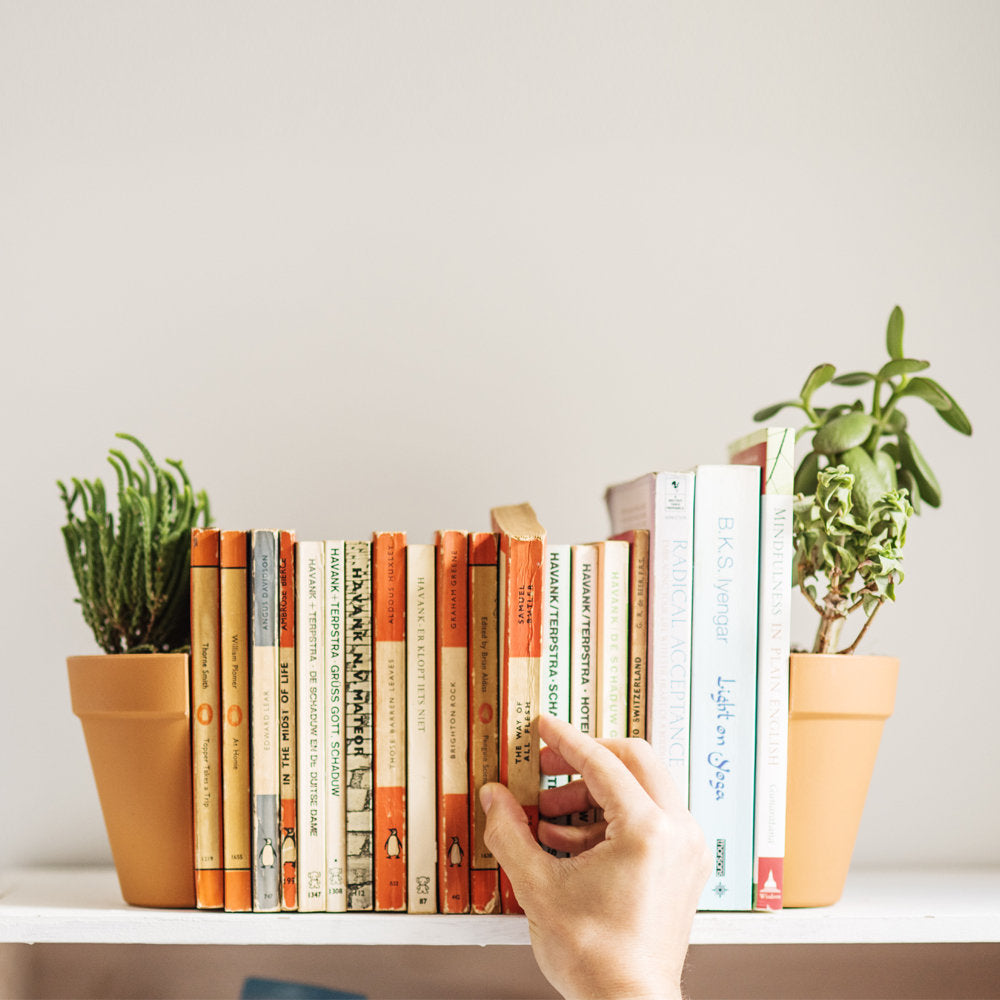 PLANTER BOOKENDS