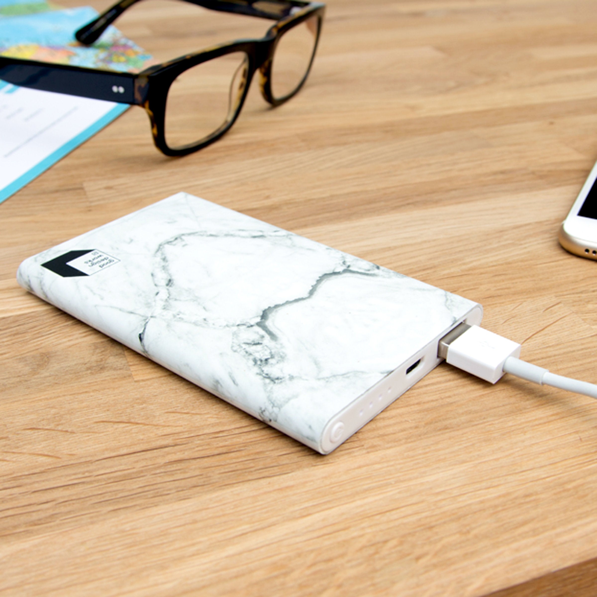 WHITE MARBLE POWER BANK