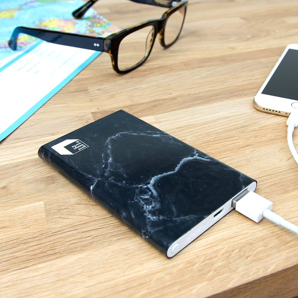 BLACK MARBLE POWER BANK