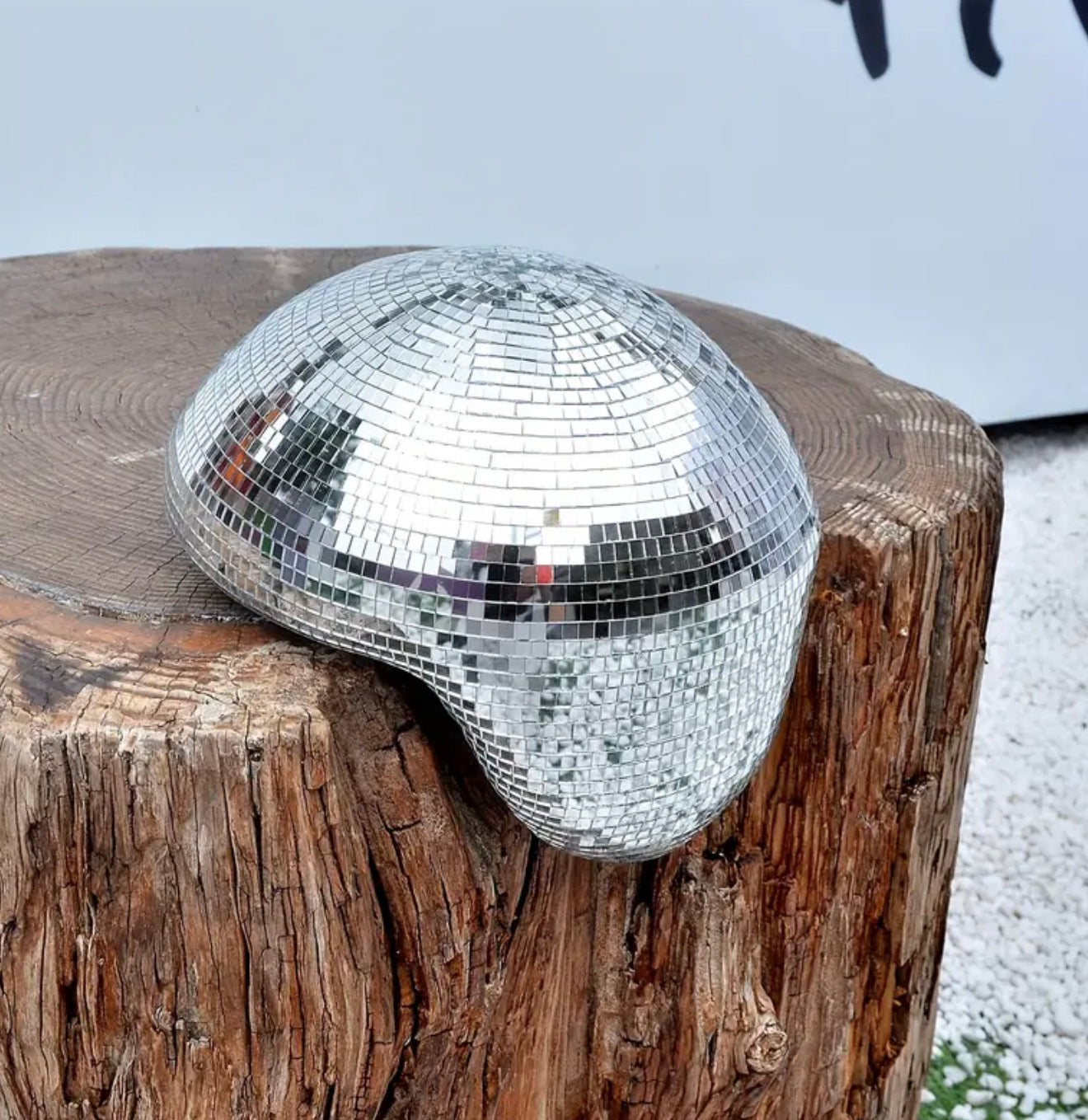 Melting disco ball silver