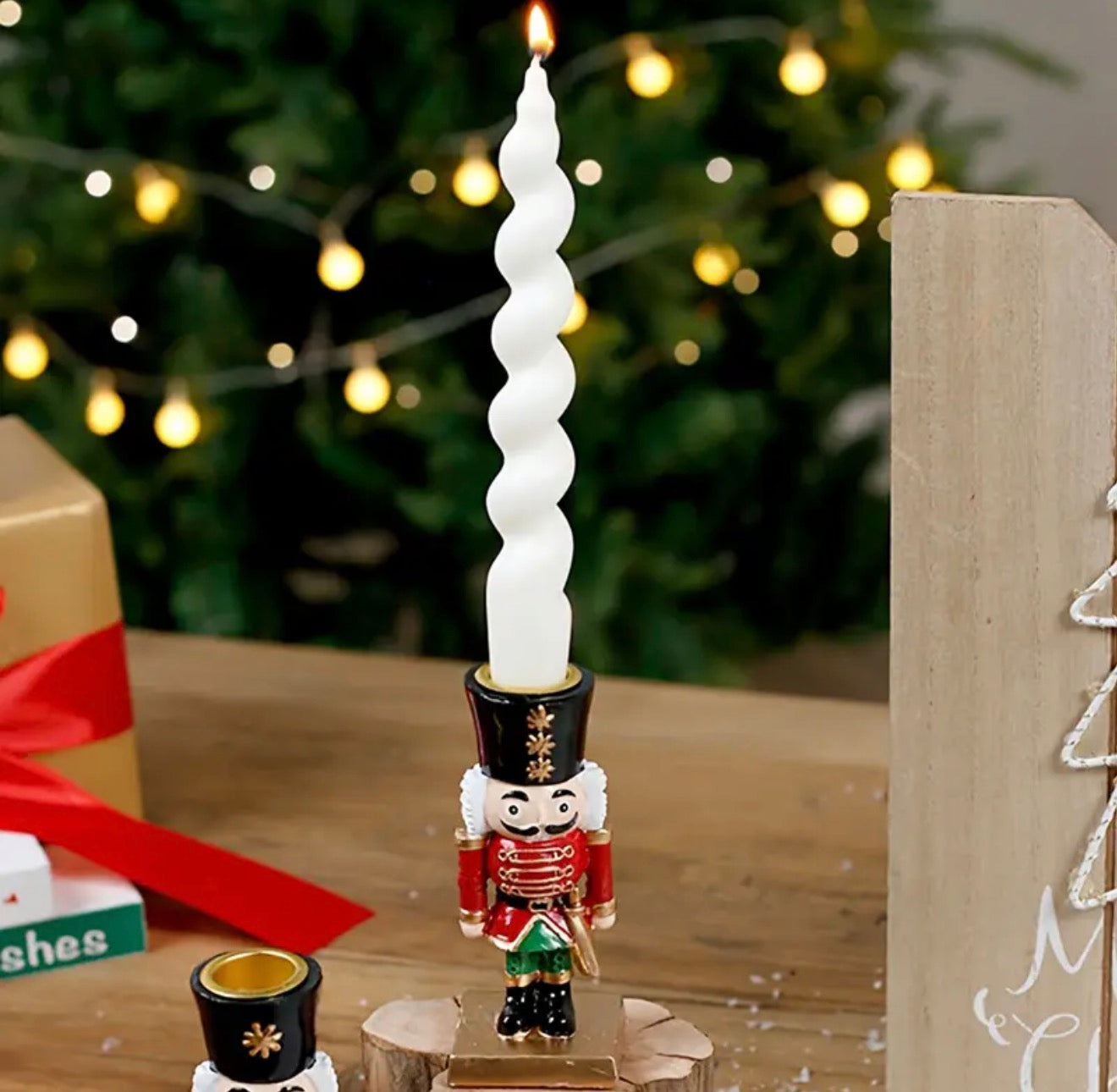 Mbajtese qiriu Nuscracker