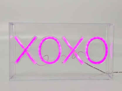 Led sign XOXO