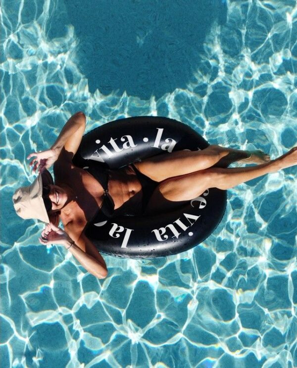 Komerdare La Dolce Vita