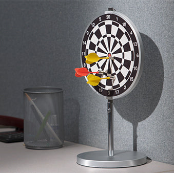 Loje magnetike darts per tavoline
